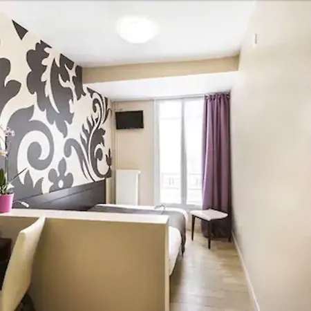 Bastille Secret Hotel