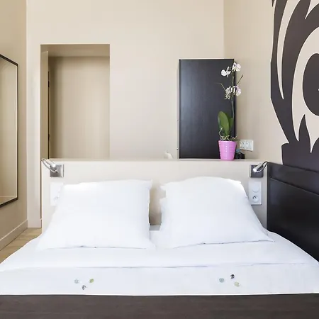 Hotel Bastille Secret 2*